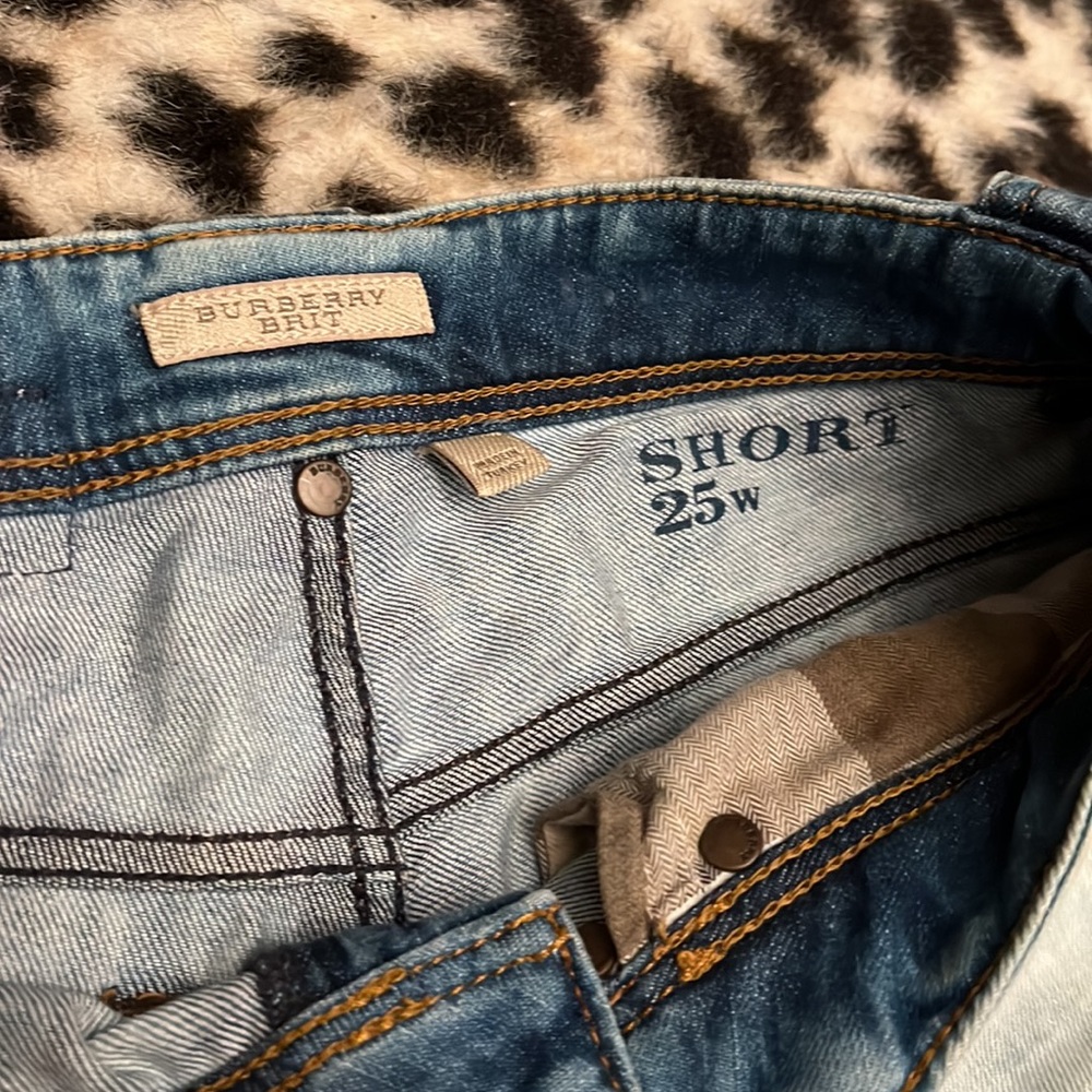 Burberry denim shorts - Picture 3 of 4